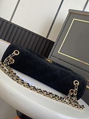 Chanel Maxi Flap bag Black Suede Gold 32x19.5x10cm - 3