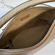 Loewe Cala mini bag in mellow brown lambskin 26x10x13cm - 2
