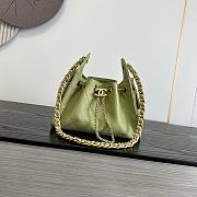 Chanel 25 Handbag Light Green Caviar Gold 20x22x12.5cm - 1