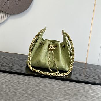 Chanel 25 Handbag Light Green Caviar Gold 20x22x12.5cm