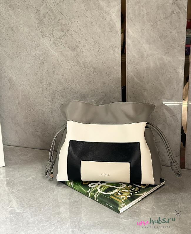 Loewe x Josef Anni Albers Medium Flamenco Clutch 30x24.5x10.5cm - 1
