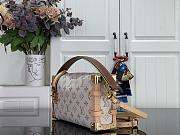Louis Vuitton Side Trunk MM East-West Monogram Dune 28x15x7cm - 4