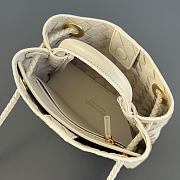 Bottega Veneta Mini Andiamo cream 20x9x15cm - 5
