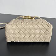Bottega Veneta Mini Andiamo cream 20x9x15cm - 3
