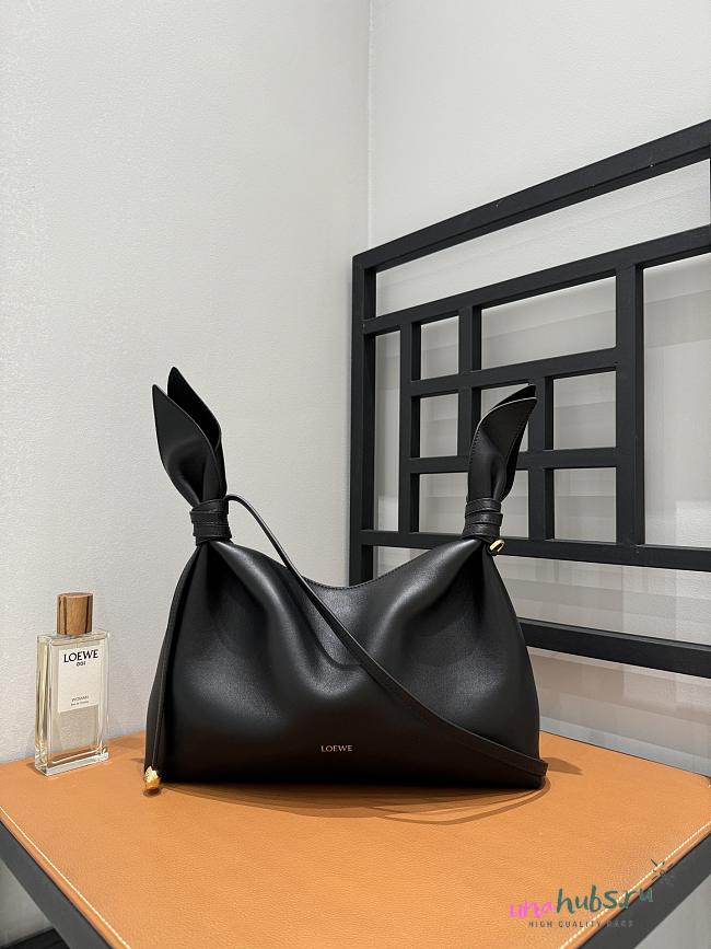 Loewe Medium Scarf bag in smooth calfskin black 34x8.5x21cm - 1