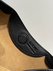 Loewe Medium Scarf bag in smooth calfskin black 34x8.5x21cm - 5