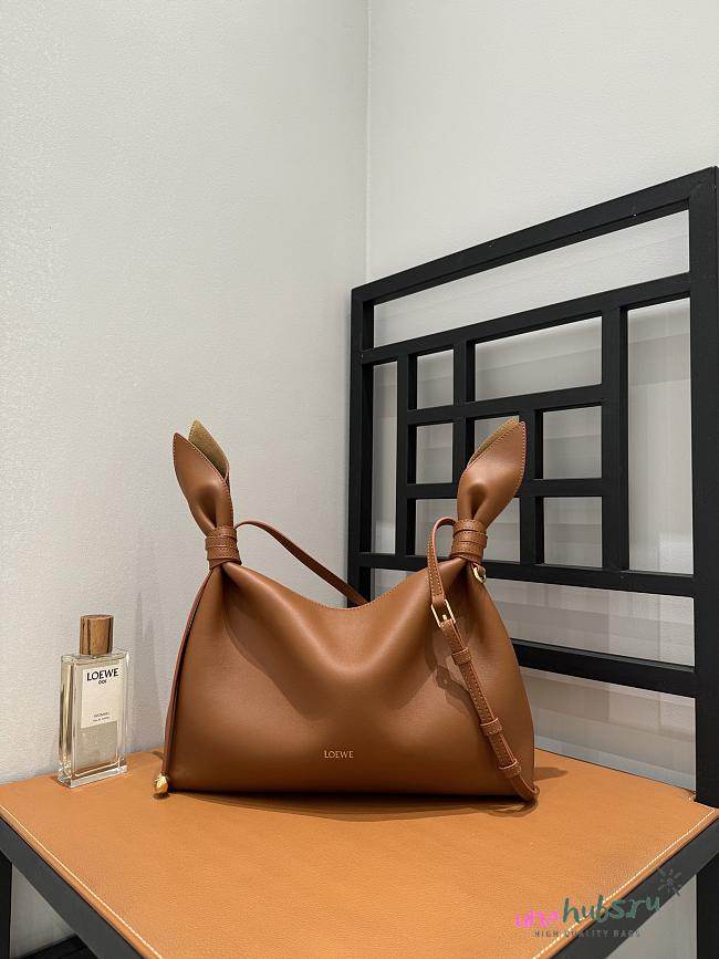 Loewe Medium Scarf bag in smooth calfskin brown 34x8.5x21cm - 1