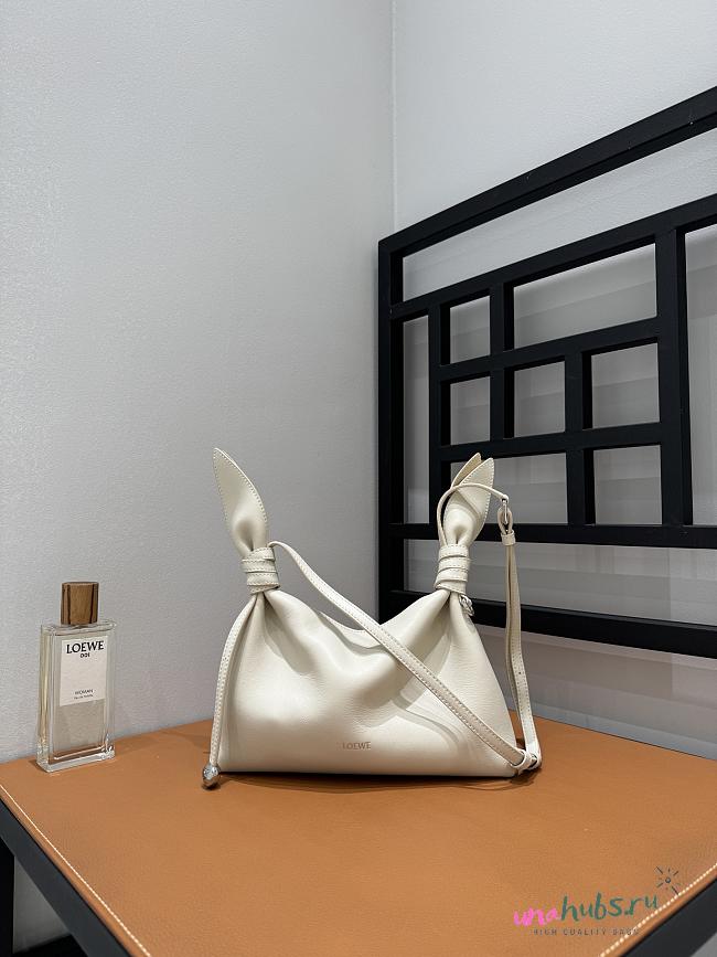Loewe Mini Scarf bag smooth calfskin White 24.5x6x14.5cm - 1