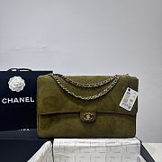 Chanel Maxi Flap bag Grained Calfskin 38.5x26x11cm - 1