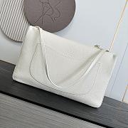 Chanel 26S Flap Bag MAXI Caviar gold White 39x28x11cm - 4