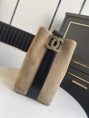 Chanel Bucket Bag Suede Calfskin Dark Beige & Black 23x23x14.5cm - 2