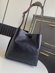 Chanel Bucket Bag Black 23x23x14.5cm - 2