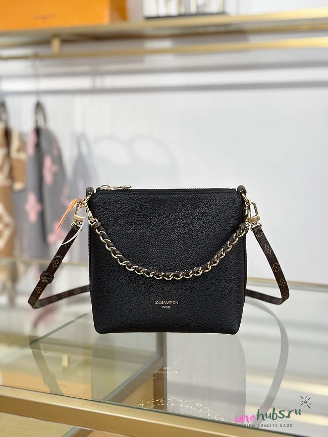 Louis Vuitton Multipass Mini Black 18x17.5x9.5cm - 1
