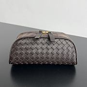 Bottega Veneta Large Nodo Pouch Dark Brown 20x10x9cm - 1