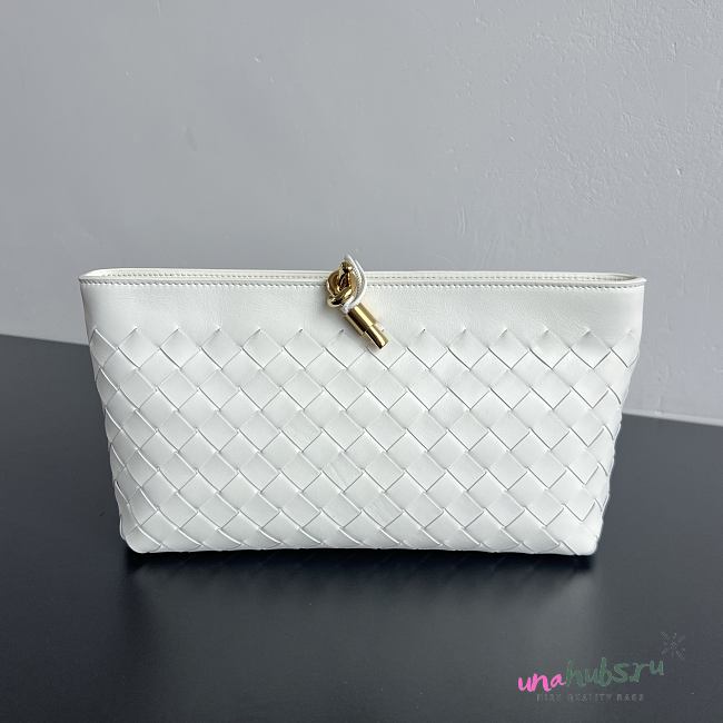 Bottega Veneta Andiamo Boat Pouch white 31x16x8cm - 1
