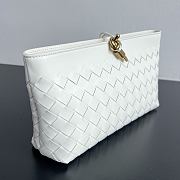 Bottega Veneta Andiamo Boat Pouch white 31x16x8cm - 5