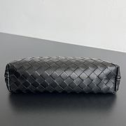 Bottega Veneta Andiamo Boat Pouch black 31x16x8cm - 2