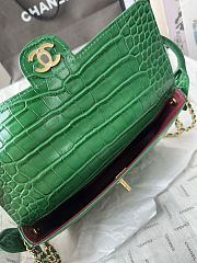 Chanel Flap Emerald Calfskin Crocodile Embossed 26x16x2.5cm - 2