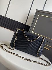 Chanel Flap Bag Patinated Lambskin & Gold Black 25.5x16x7cm - 3