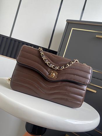 Chanel Flap Bag Patinated Lambskin & Gold Dark brown 25.5x16x7cm