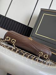 Chanel Flap Bag Patinated Lambskin & Gold Dark brown 25.5x16x7cm - 5