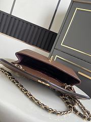 Chanel Flap Bag Patinated Lambskin & Gold Dark brown 25.5x16x7cm - 4