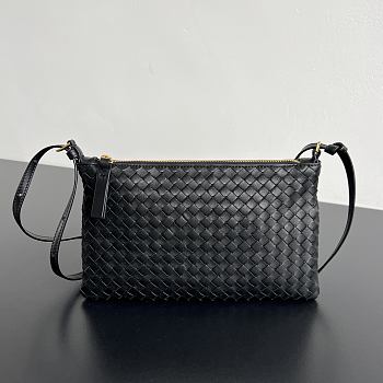 Bottega Veneta Medium Piccolo Intrecciato pouch black 24.5x15cm
