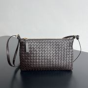 Bottega Veneta Medium Piccolo Intrecciato pouch dark brown 24.5x15cm - 1