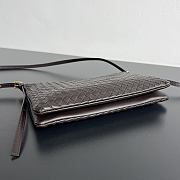 Bottega Veneta Medium Piccolo Intrecciato pouch dark brown 24.5x15cm - 4