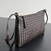 Bottega Veneta Medium Piccolo Intrecciato pouch dark brown 24.5x15cm - 3