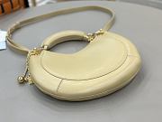 Chloé Banana hobo bag beige 31x20x2.5cm  - 5