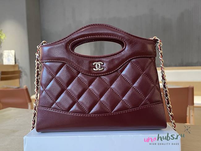 Chanel 31 Mini Shoulder Bag Burgundy 20.5x17.5x4cm - 1