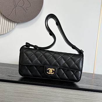 Chanel Flap Bag Lambskin & gold Black 25x10x4.5cm