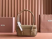 Miu Miu Arcadie leather bag Beige 24x11.5x5cm - 4