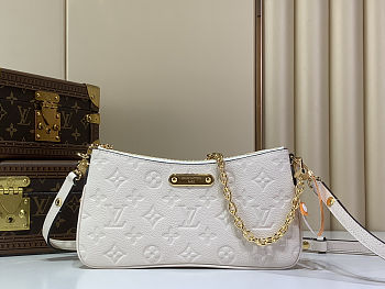 Louis Vuitton Pochette Liv Crème 24.5x13.5x6.5cm