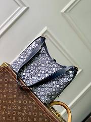 Louis Vuitton CarryAll Monogram pattern 29x24x12cm - 3