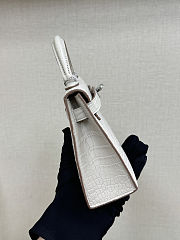 Hermes Mini Kelly Cream Crocodile Palladium Hardware  - 3