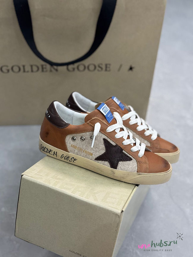Golden Goose Super-Star beige brown sneaker - 1