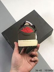 Travis Scott x Air Jordan 1 Low - 4