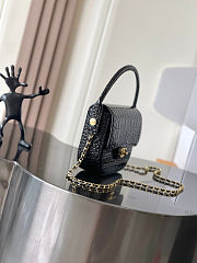 Chanel Mini Flap Turn Around Emerald Calfskin Crocodile Black 19.5x14.5x5cm - 4