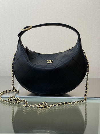 Chanel Clutch with strap Lamskin Gold Black 22x21x9cm