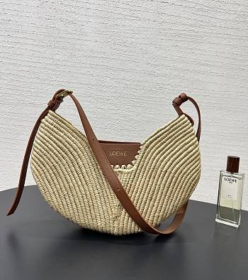 Loewe Medium Swing bag in raffia and calfskin 35x22x11cm