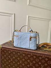 Louis Vuitton Vanity Chain Pouch Blue 19x11.5x6.5cm - 3