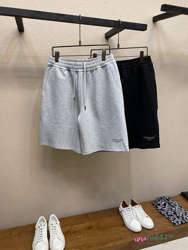 Givenchy Short 02 - 1