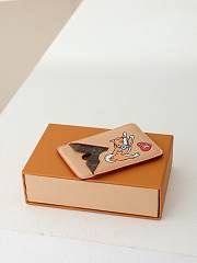 Louis Vuitton Compact Magnet Card Holder 9.5x6.5x0.5cm - 2