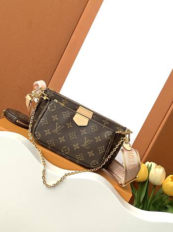 Louis Vuitton Multi Pochette