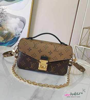Louis Vuitton Pochette East West Metis with Chain Bag
