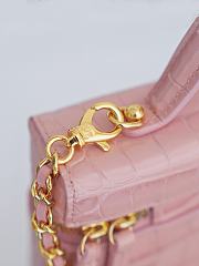 Chanel Vanity With Chain Calfskin Crocodile Embossed Light Pink 19cm - 2