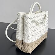 Bottega Veneta Small Andiamo white beige 25x20x10cm - 4