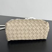Bottega Veneta Small Andiamo white beige 25x20x10cm - 3